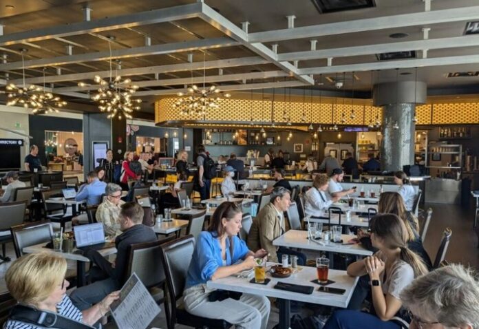 detroit metropolitan wayne county airport directory